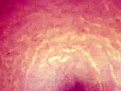 Anyuci nagy mellei ugrálnak a POV házi videóban