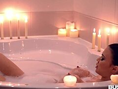 Jasmine Jae's sensual bath time: A mature MILF's intimate self-pleasure session