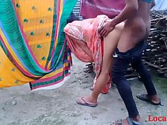 आउटडोर भारतीय गृहिणी सेक्स लोकल एमेच्योर वेब कैमरा शो द्वारा दर्ज की गई